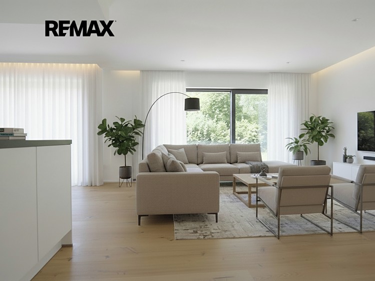 Prodej vícegeneračního domu 312 m², pozemek 980 m² - foto 3