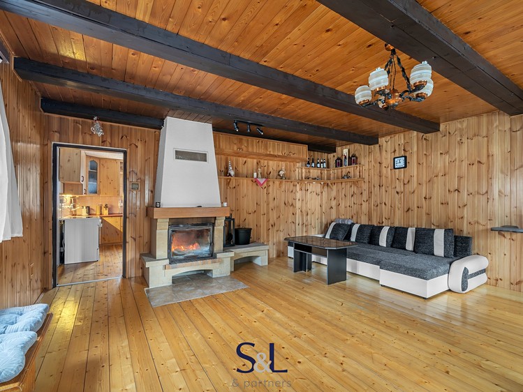 Prodej rodinného domu 135 m², pozemek 1 112 m² - foto 6