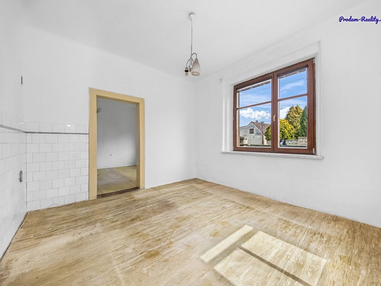 Prodej rodinného domu 110 m², pozemek 512 m² - foto 8