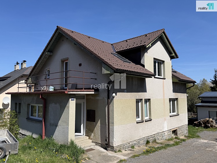 Prodej rodinného domu 295 m², pozemek 831 m² - foto 4