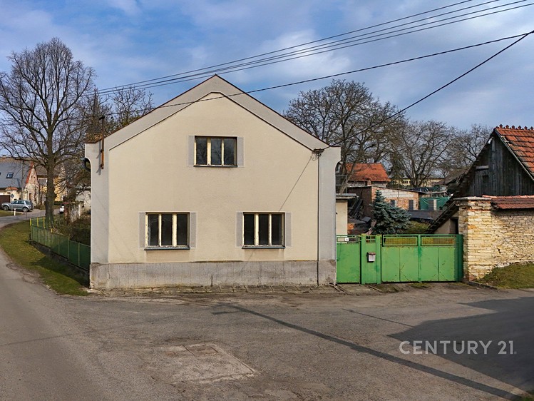 Prodej rodinného domu 155 m², pozemek 906 m² - foto 3