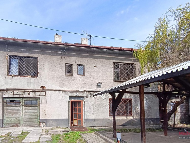 Prodej rodinného domu 130 m², pozemek 779 m² - foto 1