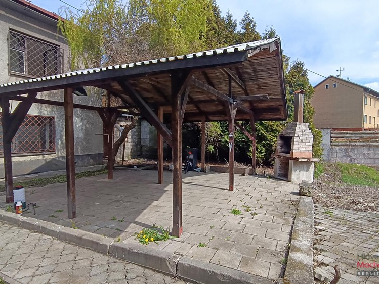 Prodej rodinného domu 130 m², pozemek 779 m² - foto 4
