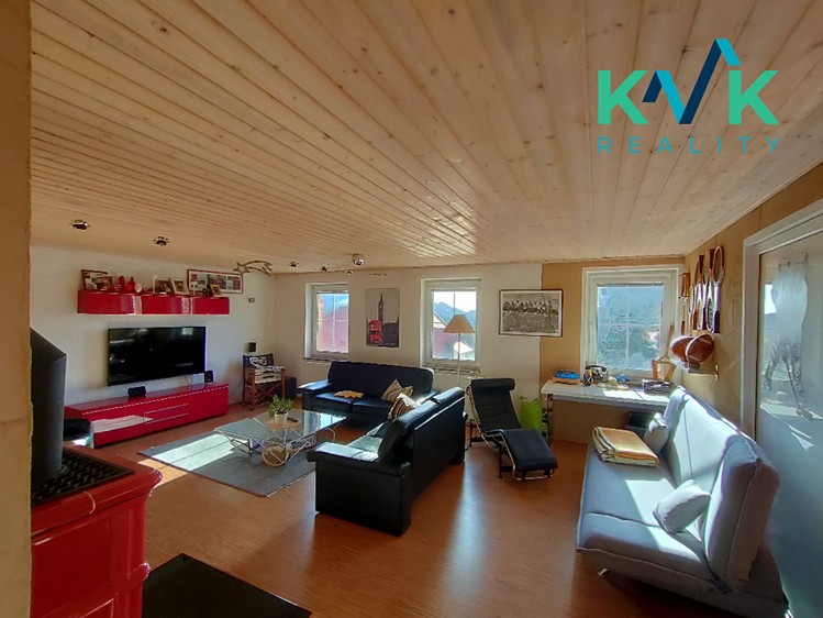 Prodej vícegeneračního domu 210 m², pozemek 235 m² - foto 6