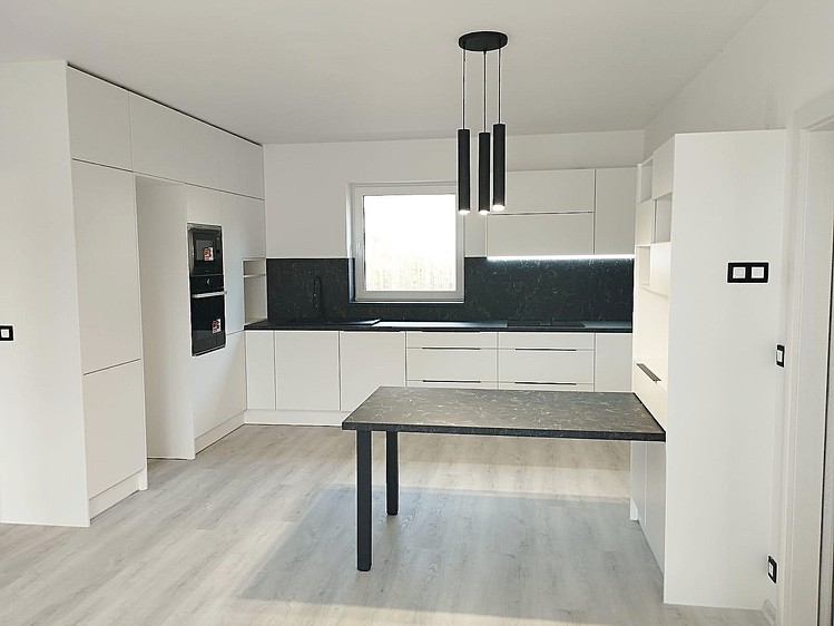 Prodej rodinného domu 113 m², pozemek 1 015 m² - foto 6