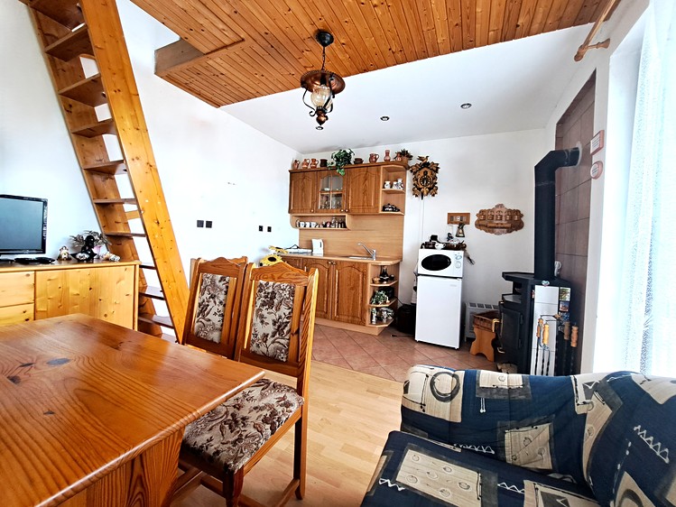 Prodej chaty 65 m², pozemek 460 m² - foto 4