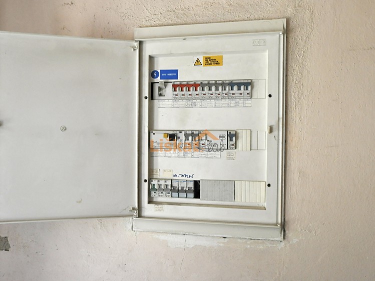 Prodej rodinného domu 182 m², pozemek 745 m² - foto 4