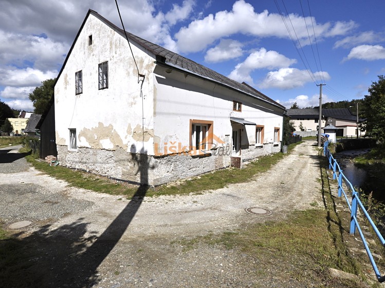 Prodej rodinného domu 182 m², pozemek 745 m² - foto 5