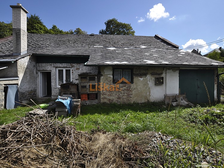 Prodej rodinného domu 182 m², pozemek 745 m² - foto 8