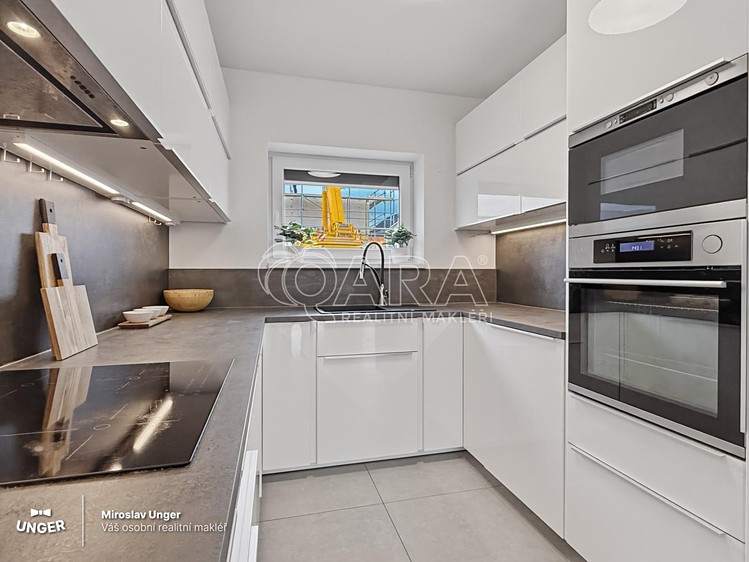 Prodej rodinného domu 112 m², pozemek 236 m² - foto 4