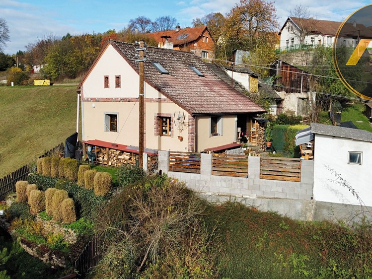 Prodej rodinného domu 96 m², pozemek 256 m² - foto 1