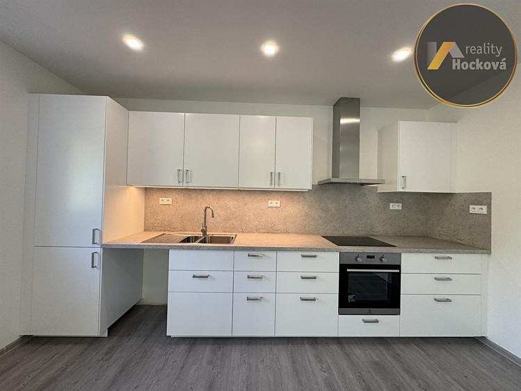 Prodej  rodinného domu 99 m², pozemek 1 000 m² - foto 6