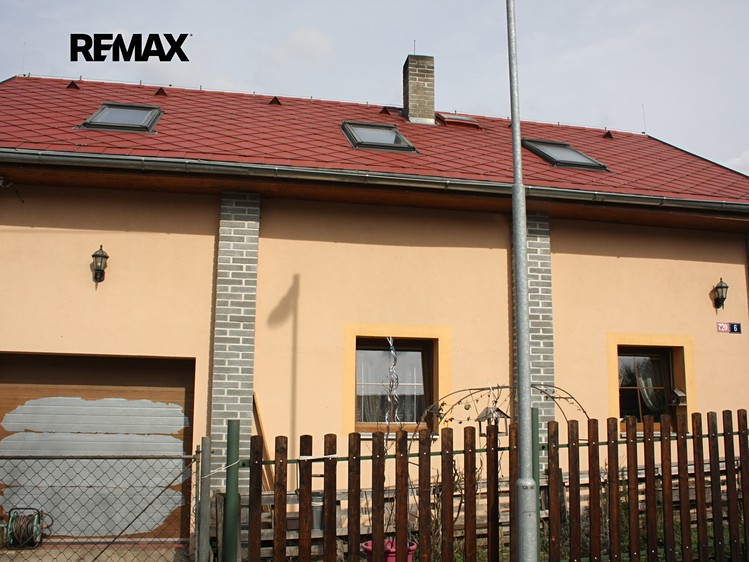 Prodej rodinného domu 128 m², pozemek 79 m² - foto 1
