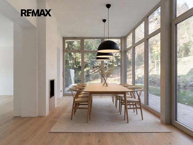 Prodej vily 462 m², pozemek 984 m² - foto 6