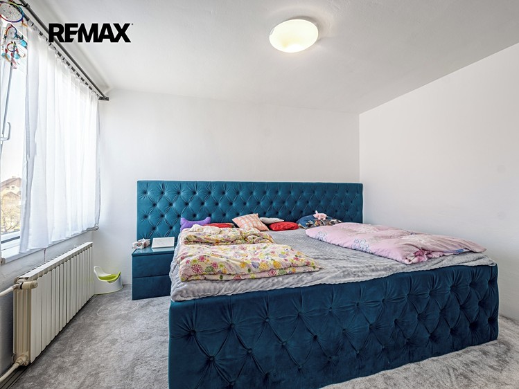 Prodej rodinného domu 180 m², pozemek 227 m² - foto 7