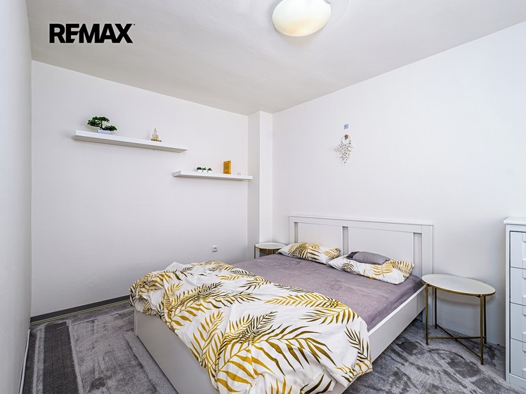 Prodej rodinného domu 180 m², pozemek 227 m² - foto 8