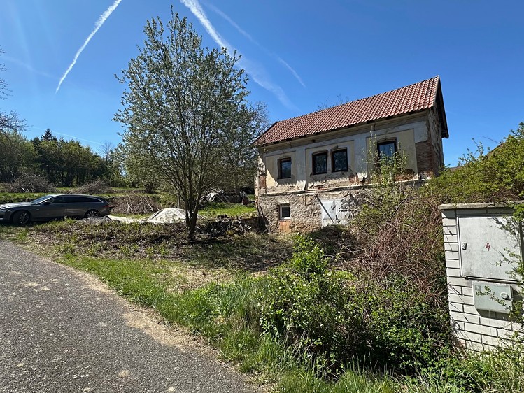 Prodej rodinného domu 60 m², pozemek 595 m² - foto 1