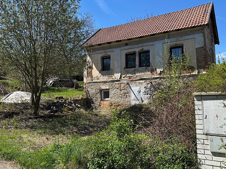 Prodej rodinného domu 60 m², pozemek 595 m² - foto 2