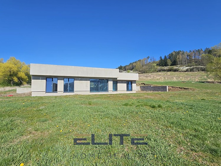 Prodej rodinného domu 150 m², pozemek 2 293 m² - foto 6
