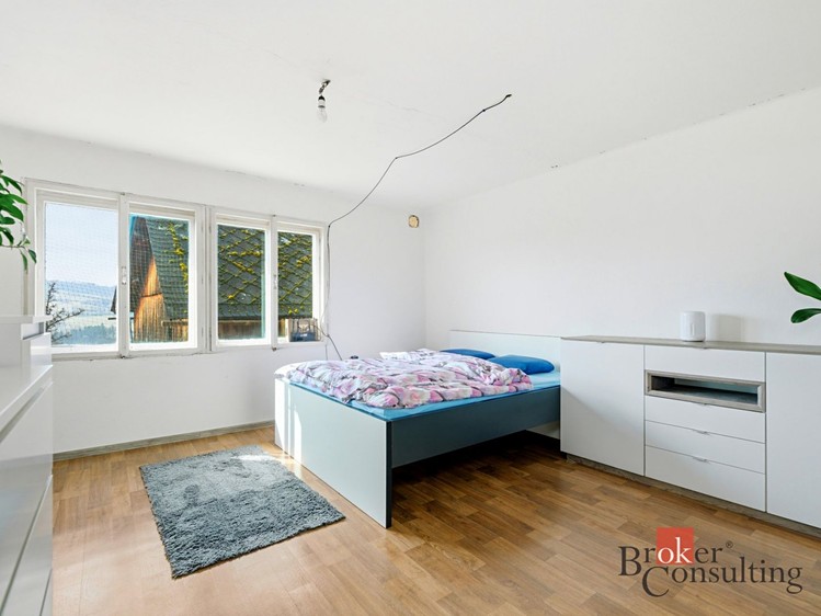 Prodej  rodinného domu 232 m², pozemek 1 423 m² - foto 7