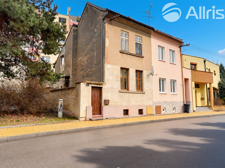 Prodej rodinného domu 116 m², pozemek 170 m² - foto 1