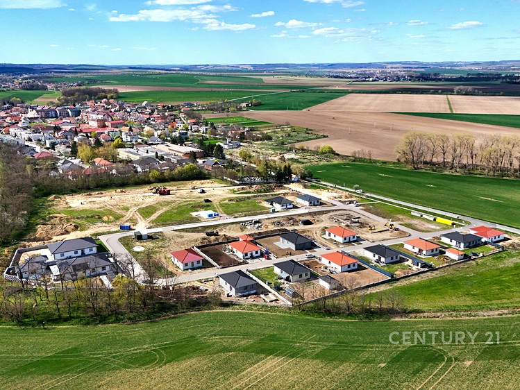 Prodej rodinného domu 125 m², pozemek 812 m² - foto 2