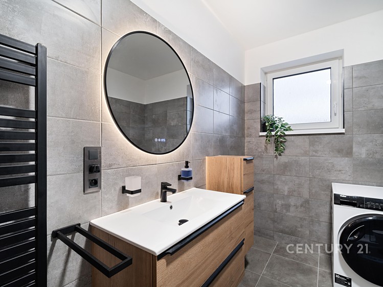 Prodej rodinného domu 125 m², pozemek 812 m² - foto 5