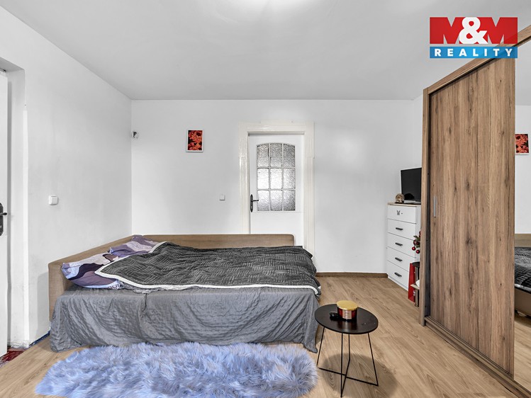 Prodej rodinného domu 107 m², pozemek 257 m² - foto 2