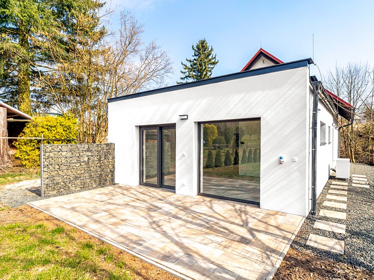 Prodej rodinného domu 101 m², pozemek 316 m² - foto 2