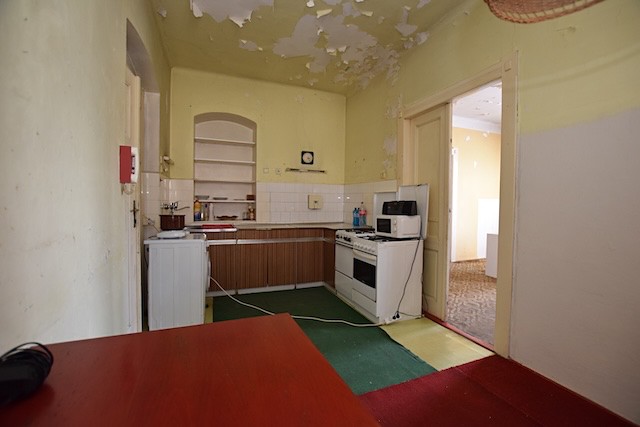 Prodej rodinného domu 150 m², pozemek 809 m² - foto 2