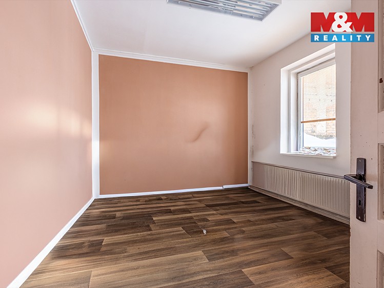 Prodej rodinného domu 200 m², pozemek 783 m² - foto 7