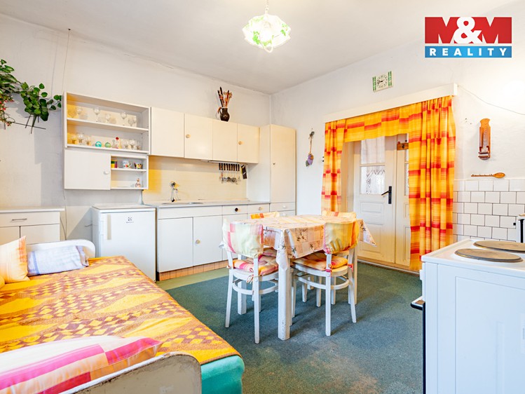 Prodej rodinného domu 84 m², pozemek 327 m² - foto 4