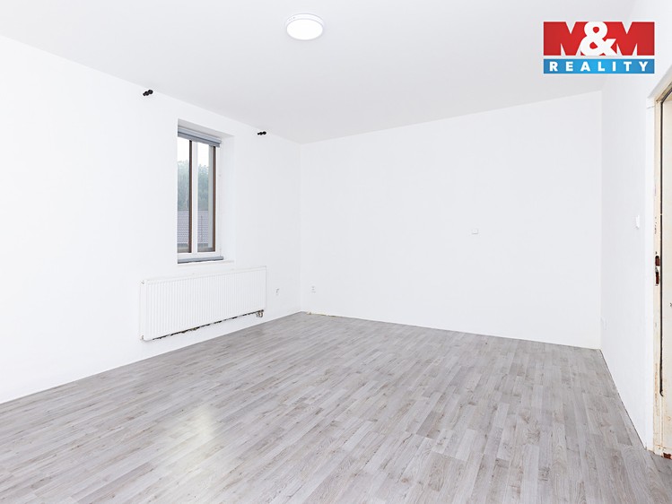 Prodej  rodinného domu 180 m², pozemek 450 m² - foto 6