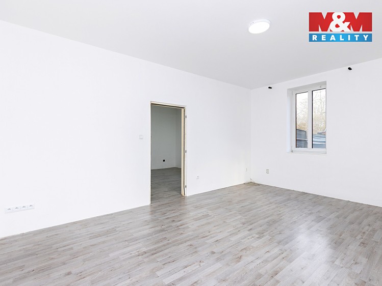 Prodej  rodinného domu 180 m², pozemek 450 m² - foto 7