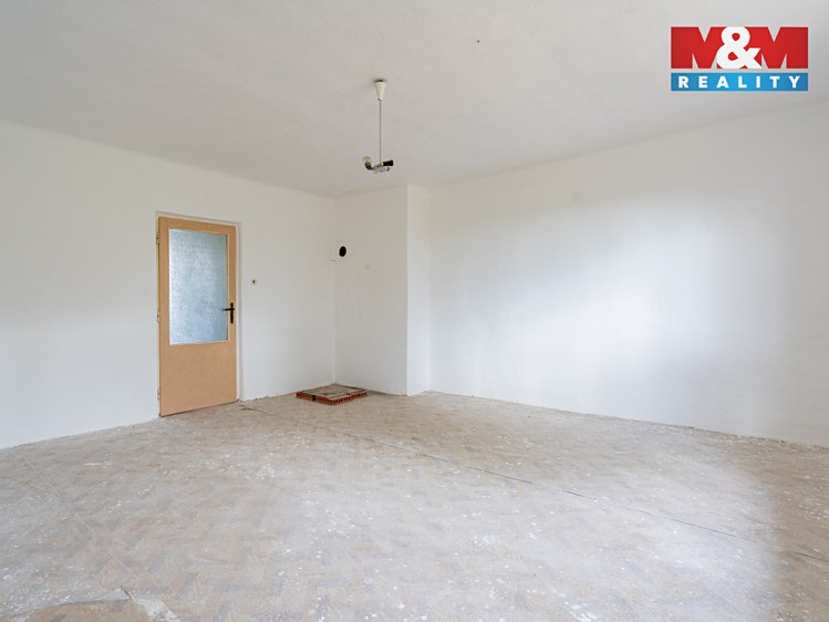 Prodej rodinného domu 80 m², pozemek 992 m² - foto 7