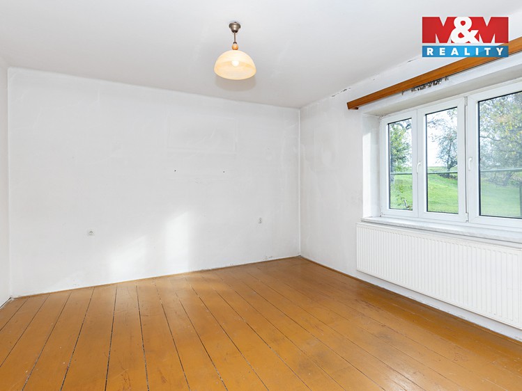 Prodej rodinného domu 180 m², pozemek 969 m² - foto 6