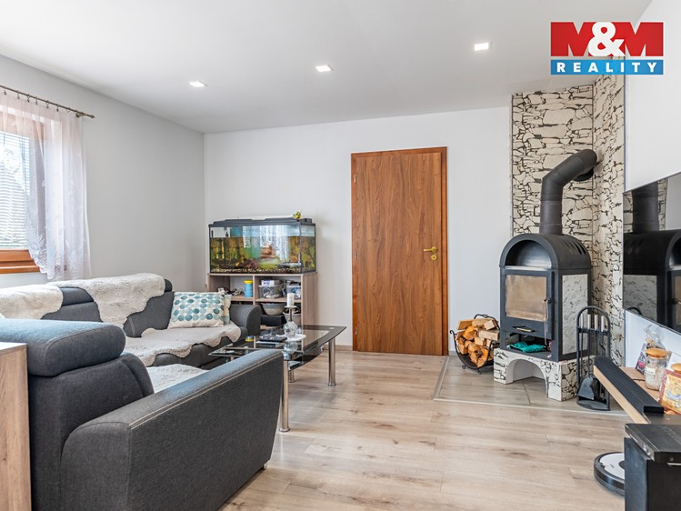 Prodej rodinného domu 150 m², pozemek 413 m² - foto 2