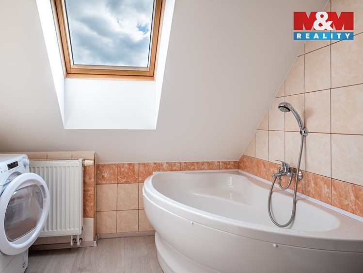 Prodej rodinného domu 150 m², pozemek 413 m² - foto 6