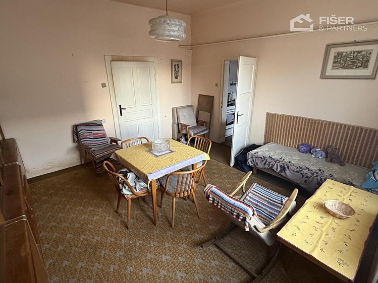 Prodej rodinného domu 140 m², pozemek 1 244 m² - foto 8