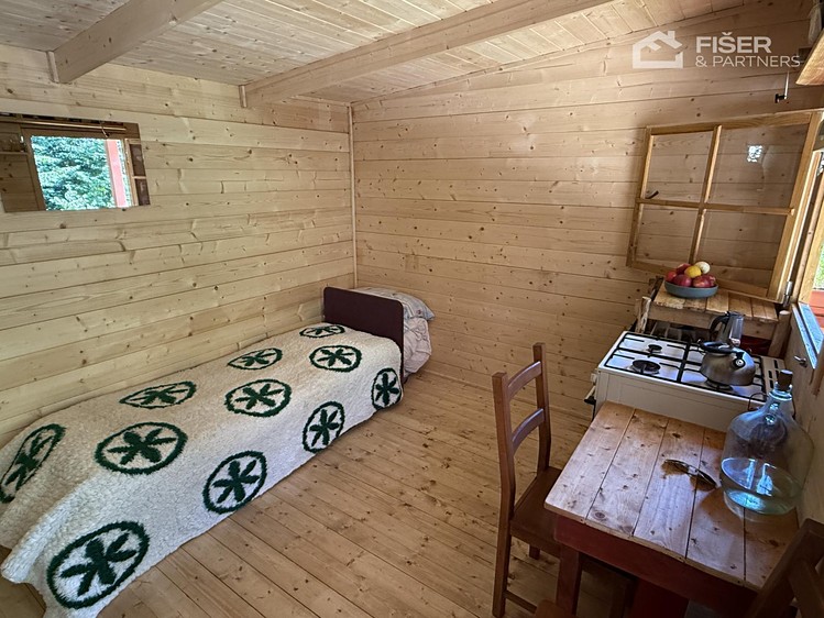 Prodej chaty 20 m², pozemek 377 m² - foto 3