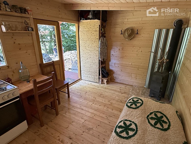 Prodej chaty 20 m², pozemek 377 m² - foto 5