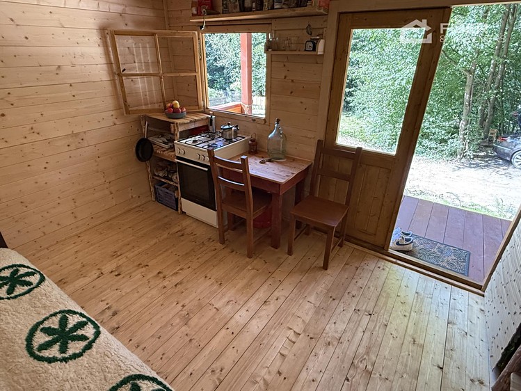 Prodej chaty 20 m², pozemek 377 m² - foto 6