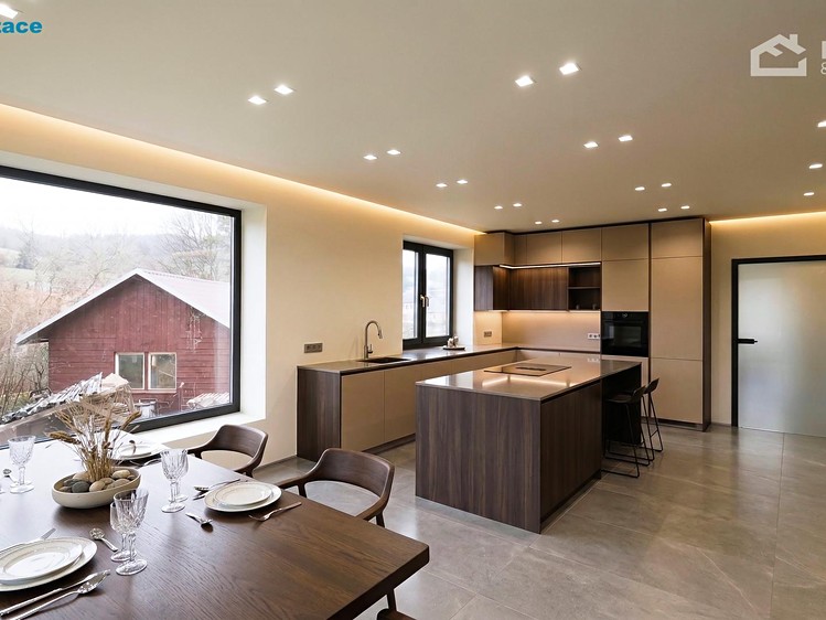 Prodej rodinného domu 155 m², pozemek 1 068 m² - foto 4