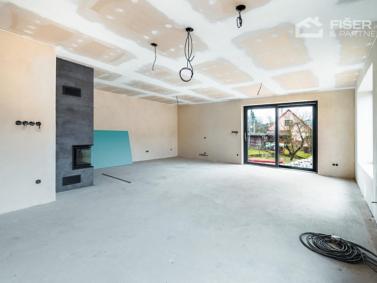 Prodej rodinného domu 155 m², pozemek 1 068 m² - foto 5