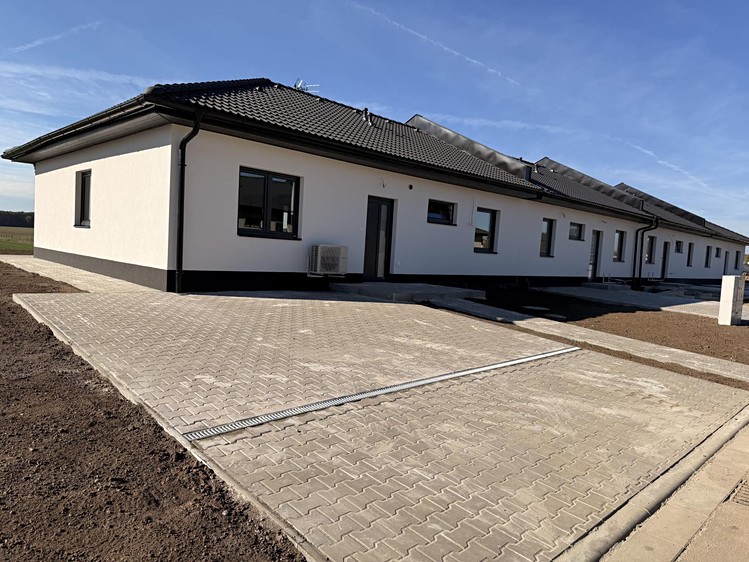 Prodej  rodinného domu 93 m², pozemek 465 m² - foto 4