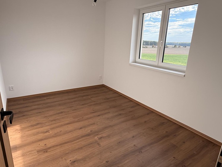 Prodej  rodinného domu 93 m², pozemek 465 m² - foto 8