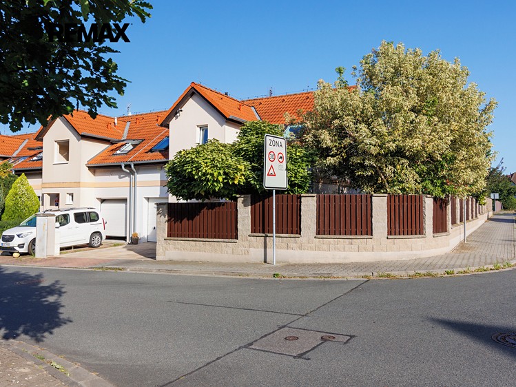 Prodej rodinného domu 125 m², pozemek 334 m² - foto 1