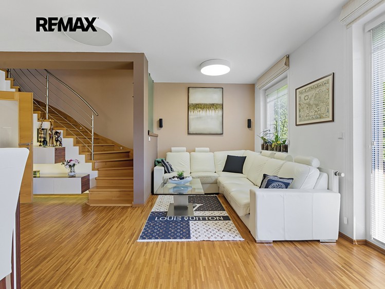 Prodej rodinného domu 125 m², pozemek 334 m² - foto 7