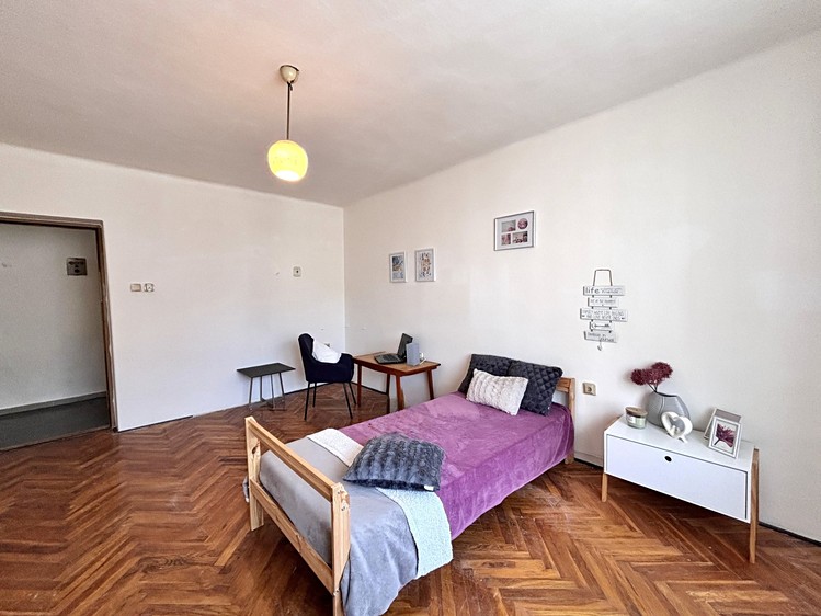 Prodej rodinného domu 200 m², pozemek 333 m² - foto 8