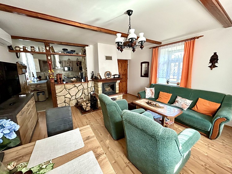 Prodej chalupy 180 m², pozemek 385 m² - foto 7